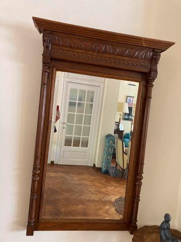 Miroir beschikbaar voor biedingen