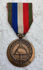 Medaille, Franse UNION NAT. COMBATTANTS 60 anniversaire, Ophalen of Verzenden, Landmacht, Lintje, Medaille of Wings