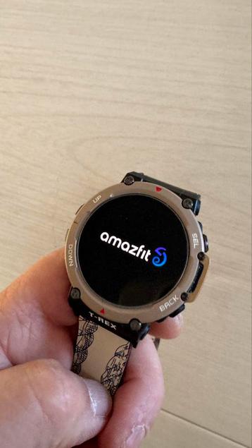 Amaztit t-rex2   comme neuf avec accessoires beschikbaar voor biedingen