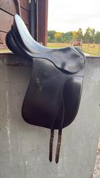 Te koop: Passier zadel 17,5 inch– €200 (bespreekbaar), Ophalen, Gebruikt, Dressuur