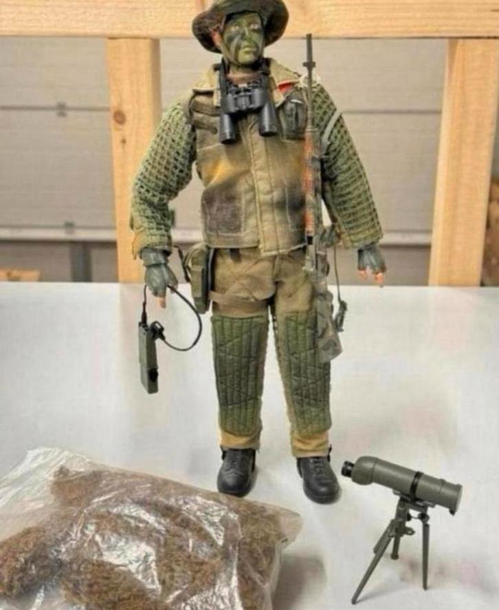 Dragon US Sniper Action Figure 1:6 Dragon + veel accessoires, Hobby en Vrije tijd, Modelbouw | Figuren en Diorama's, Zo goed als nieuw