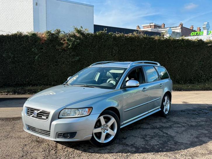 Volvo v50 2.0 R, Autos, Volvo, Particulier, Achat, V50, Diesel, Euro 5, Break, 4 portes, Enlèvement