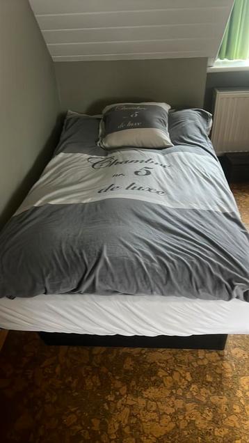 Waterbed beschikbaar voor biedingen