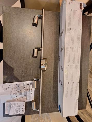 Plafondlamp  beschikbaar voor biedingen