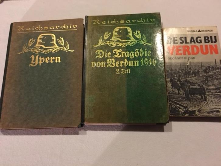 3 boeken over wereldoorlog I, Ieper en Verdun, Livres, Guerre & Militaire, Enlèvement ou Envoi