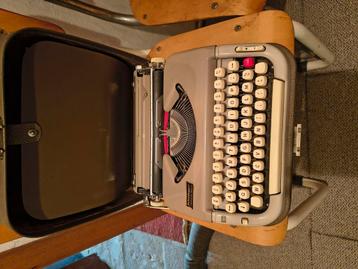 Typemachine Scheidegger beschikbaar voor biedingen