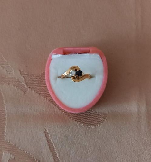 Ring maat M., Handtassen en Accessoires, Ringen, Zo goed als nieuw, Dame, Grijs, IJzer of Staal, Met strass, Ophalen