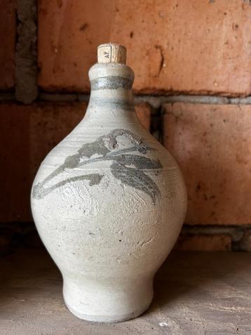 Handgemaakte steengoed kruik, aardewerk (19 cm) beschikbaar voor biedingen