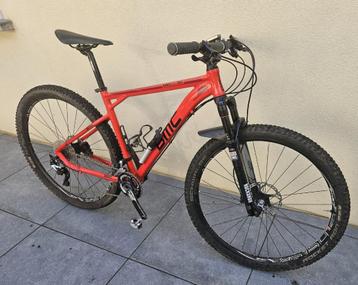 BMC Teamelite maat M (Reba, XTR, DT Swiss XR1501) beschikbaar voor biedingen