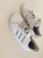 Adidas taille 31, Sport en Fitness, Basketbal, Ophalen, Zo goed als nieuw