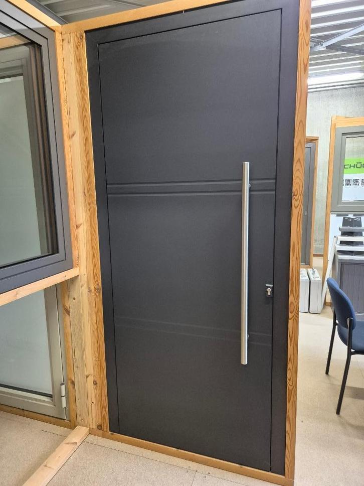 ramen en deuren toonzaalmodellen, Doe-het-zelf en Bouw, Raamkozijnen en Schuifdeuren, Zo goed als nieuw, Raamkozijn, Aluminium