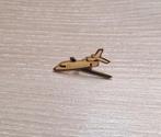 PIN - VLIEGTUIG - AIRPLANE - PLANE - AVION - JUMBO JET, Verzamelen, Verzenden, Gebruikt, Transport, Speldje of Pin