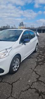 PEUGEOT 208 ESSENCE 2017 1AN GARANTIE, Stof, 50 kW, 1199 cc, Wit