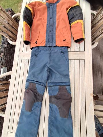 Bmw motorpak speciaal voor kinderen, Motoren, Kleding | Motorkleding, Ophalen, Kinderen