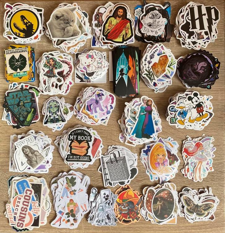 Verschillende stickers, Hobby en Vrije tijd, Stickers en Plaatjes, Zo goed als nieuw, Meerdere stickers, Ophalen of Verzenden