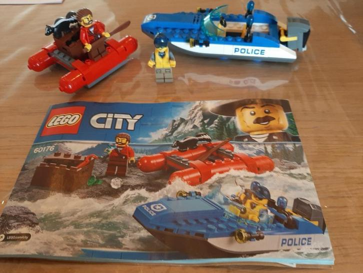 Lego set 60176 Police - Wild River Escape, Kinderen en Baby's, Speelgoed | Duplo en Lego, Zo goed als nieuw, Lego, Complete set