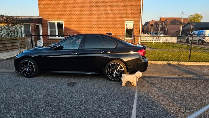 Bmw 330i xdrive 2018 b48, Auto's, BMW, Particulier, Bluetooth, Zetelverwarming, Ophalen