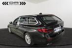 BMW 518 dA TOURING - LED - NAVI - LEDER - APPLE CARPLAY/ANR, 1995 cc, 4 cilinders, Zwart, 5 deurs