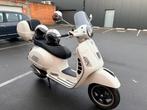 Te koop: Witte Vespa Piaggio 125 (2013) slechts 3.426 km, Motoren, Scooter, Particulier, 11 kW of minder, 124 cc