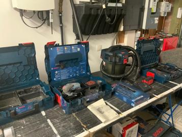 Leuke set Bosch Blauw 10,8 - 12 - 18 volt beschikbaar voor biedingen