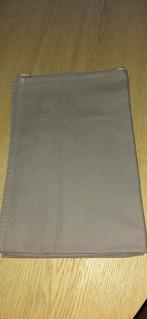 2 tafellopers bruine tinten 1,50 op 50 cm, Ophalen