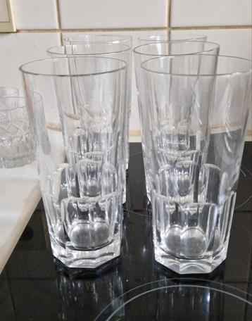 Val saint lambert 6 grote glazen (model Zarba?) beschikbaar voor biedingen