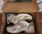 New Balance 530 twee paar size 42/FC Porto, Neuf, New balance, Enlèvement, Blanc