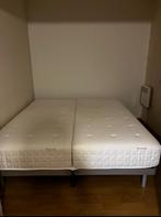 Tweepersoonsbed, lattenbodem met 2 individuele matrassen, Ophalen, Zo goed als nieuw, Tweepersoons