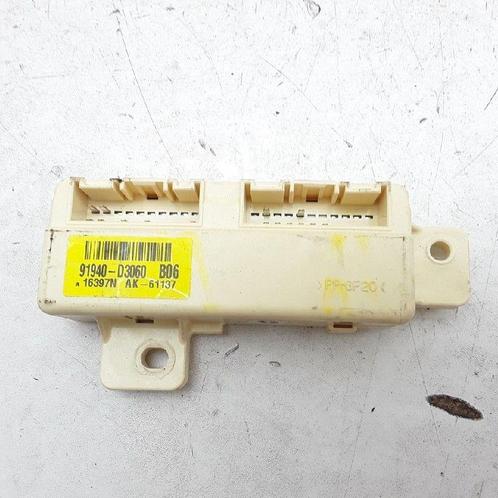 RELAIS Hyundai Tucson (TL) (01-2015/05-2023) (|91940D3060|), Auto-onderdelen, Elektronica en Kabels, Hyundai, Gebruikt