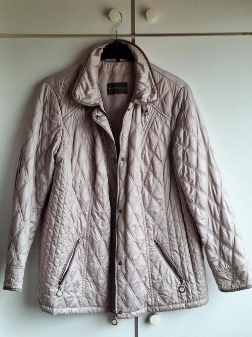 Veste mi-saison beige matelassée  SARANDI, Vêtements | Femmes, Vestes | Hiver, Comme neuf, Taille 46/48 (XL) ou plus grande, Beige