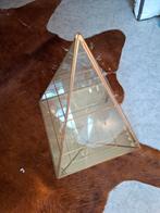 Vintage glazen Pyramide etalagekast, Huis en Inrichting, Kasten | Vitrinekasten, Ophalen, Zo goed als nieuw, Glas