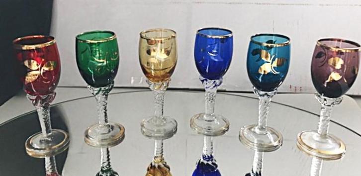 Kristal Glazen met Karaf Gekleurd Antiek ✨😍🍾💎💑🎁🤗👌, Antiek en Kunst, Antiek | Glaswerk en Kristal, Ophalen of Verzenden