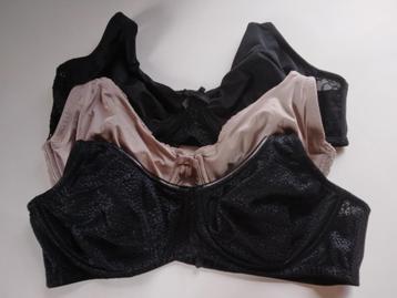 Lot de trois soutien-gorge