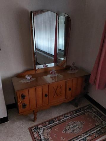 chambre des années 1970, Enlèvement, Utilisé, Deux personnes