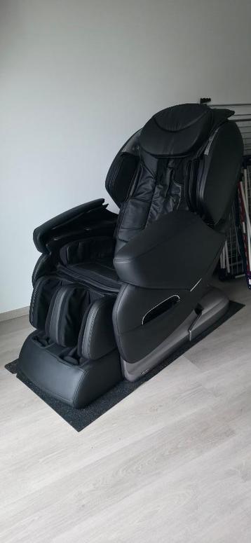 Professionele massagezetel met zero gravity en bluetooth beschikbaar voor biedingen