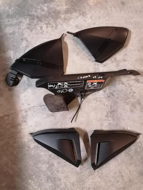 HONDA CB 1000 R lot de caches d' origine état neuf 2008-2014, Motoren, Accessoires | Overige, Zo goed als nieuw, Ophalen