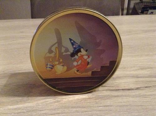 Boîte en fer blanc Disney Mickey Mouse (diamètre 11 cm), Collections, Disney, Utilisé, Autres types, Mickey Mouse, Enlèvement ou Envoi