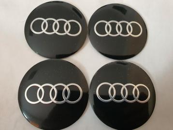 Autocollants Audi noir rouge/noir/argent 4 x 56 mm