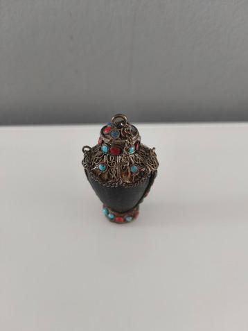 Tabatière Chinoise vintage incrustations de métal et pierres, Enlèvement ou Envoi