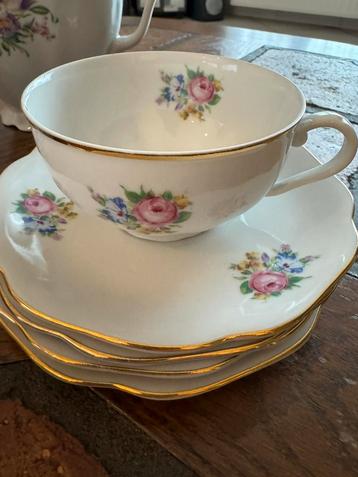 Vintage servies koffieset 4-delig disponible aux enchères