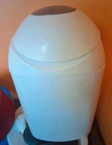 Poubelle à couche sangenic + 2 recharges beschikbaar voor biedingen