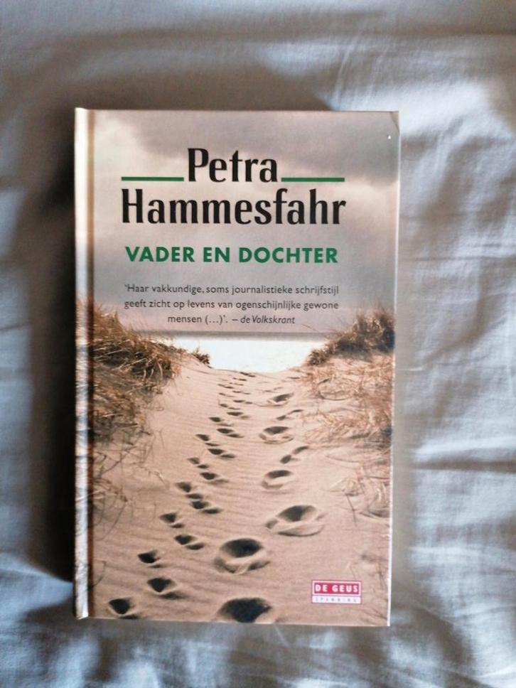 Petra Hammesfahr - Vader en dochter, Boeken, Thrillers, Zo goed als nieuw, Ophalen