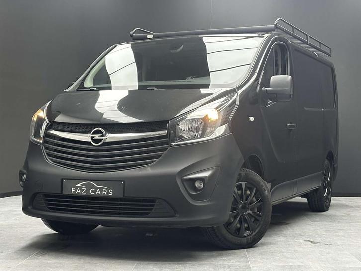 Opel Vivaro * Réservé * (bj 2016), Auto's, Bestelwagens en Lichte vracht, Bedrijf, Te koop, ABS, Achteruitrijcamera, Airbags, Airconditioning
