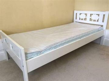 IKEA bed met beugel, wit, 70 cm x160 cm