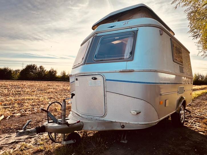 Caravan Eriba Touring GT 310 Familia 2004 700kg prima staat!, Caravans en Kamperen, Caravans, Particulier, tot en met 4, 500 - 750 kg