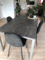 Eettafel met 4 stoelen, Ophalen