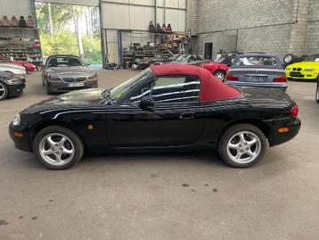 Mazda MX5 1.6I NB FL Zwart, Rode softtop, goede staat