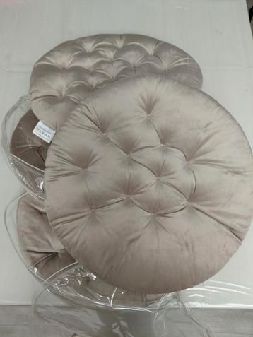 VELVET STOELKUSSEN 4 stuks beschikbaar voor biedingen