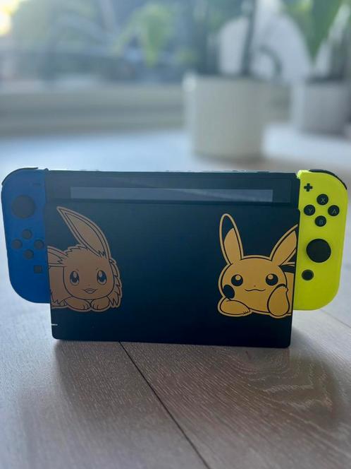 Nintendo Switch Pokémon Let’s Go Edition – als nieuw, Games en Spelcomputers, Spelcomputers | Nintendo Switch, Gebruikt, Switch Original