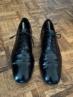 Derby Tod’s, Enlèvement ou Envoi, Comme neuf, Noir